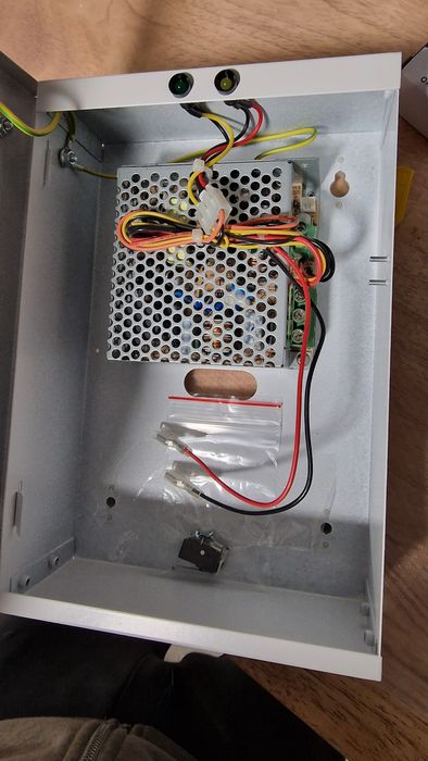 Zasilacz buforowy 12-13,8V/3A/7Ah/ MERAWEX ZBS-12V3A-7 MERAWEX