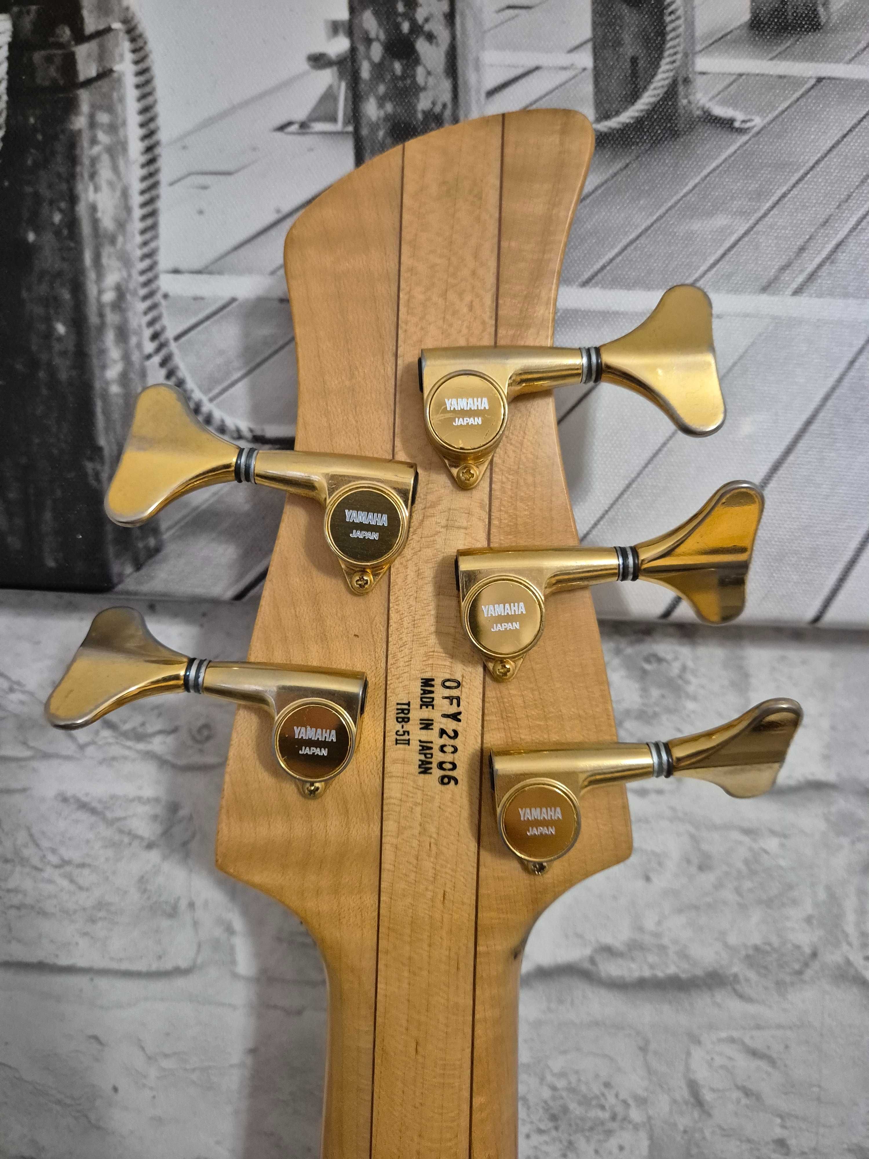 Gitara basowa Yamaha TRB 5 II z pełnym wyposażeniem!