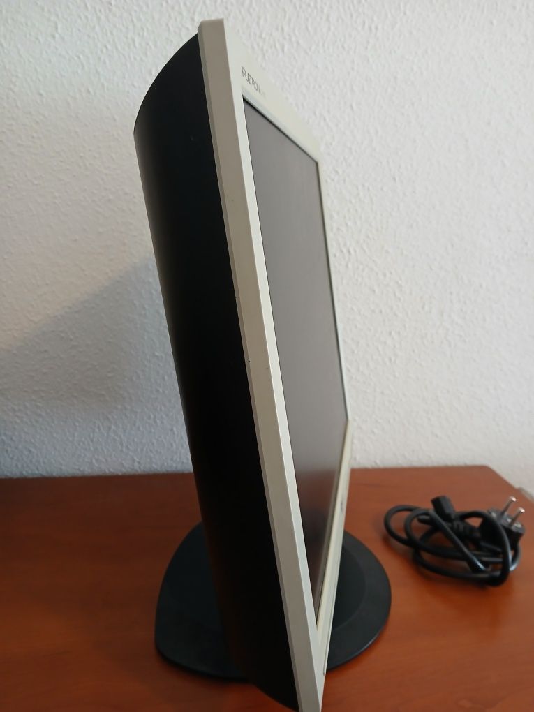 Monitor LG Flatron L1717S 17'' VGA Cinza