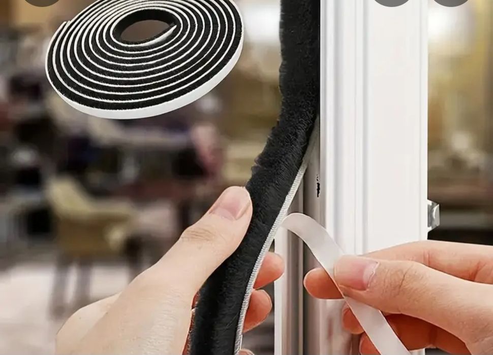 рулон уплотнителя для окон и дверей, 5 м