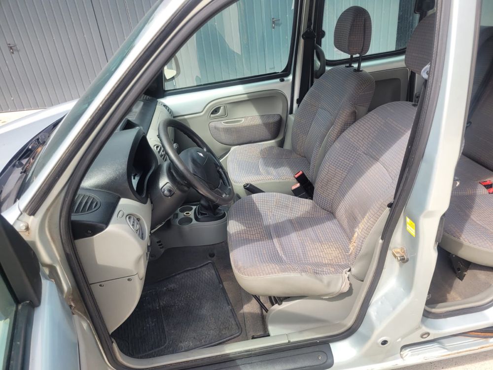 Renault Kango 1.6 benzyn