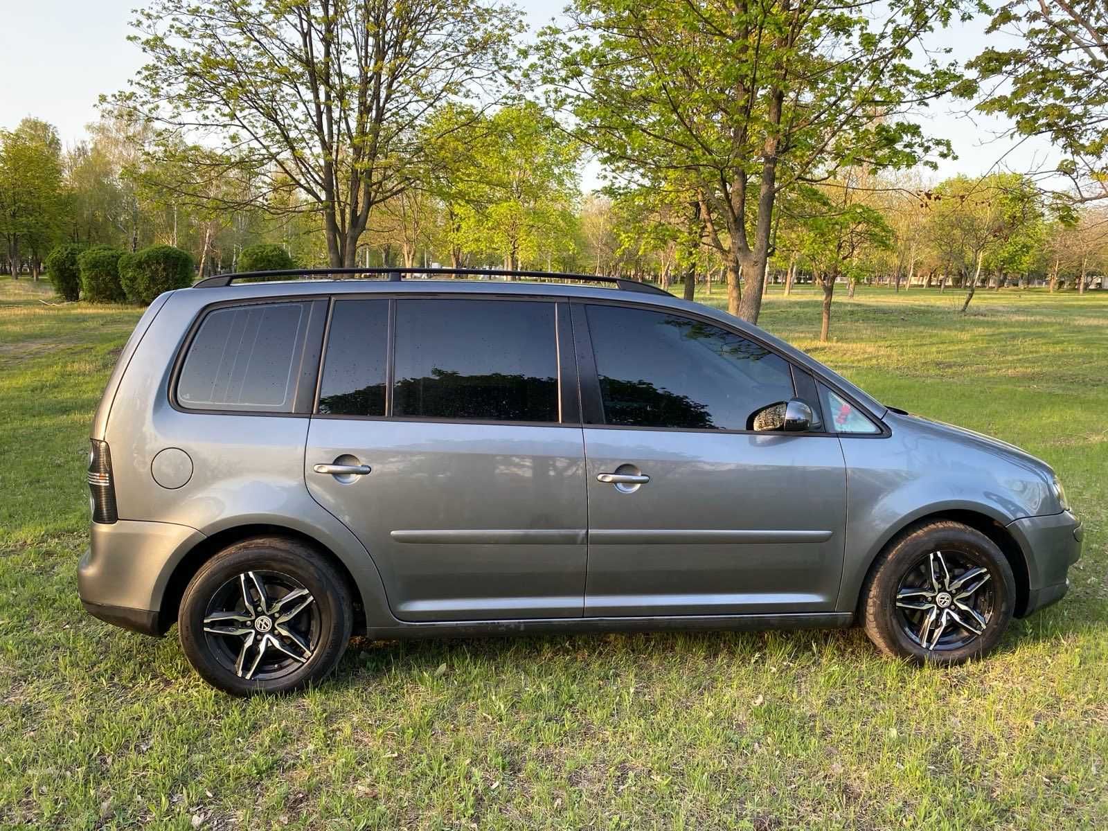 Volkswagen Touran 1T1