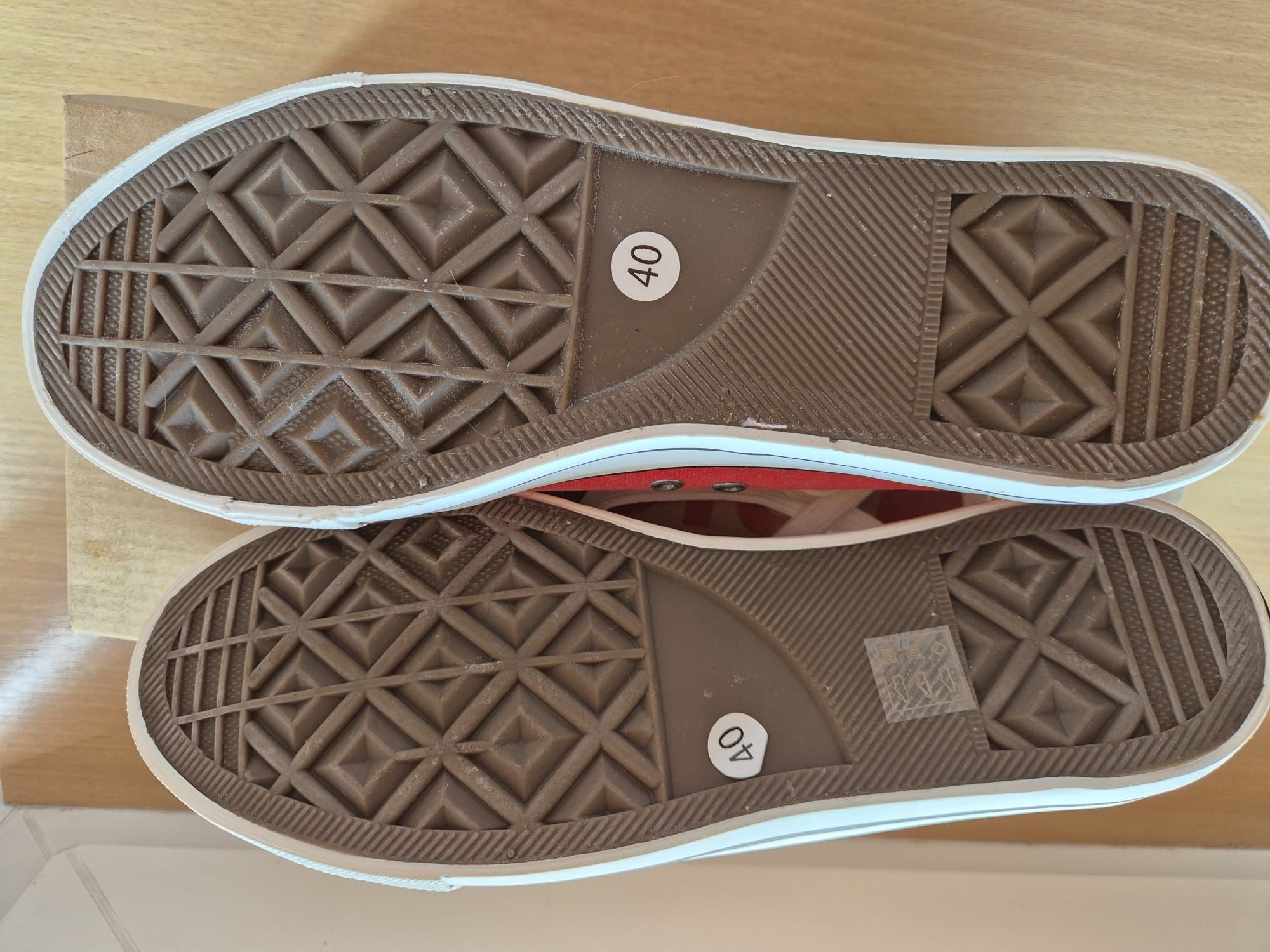 Trampki czerwone Big Stara rozmiar 40