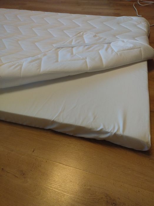 Materac piankowy Jysk Hasla 90x200 mata ochronna Adamsfjorden