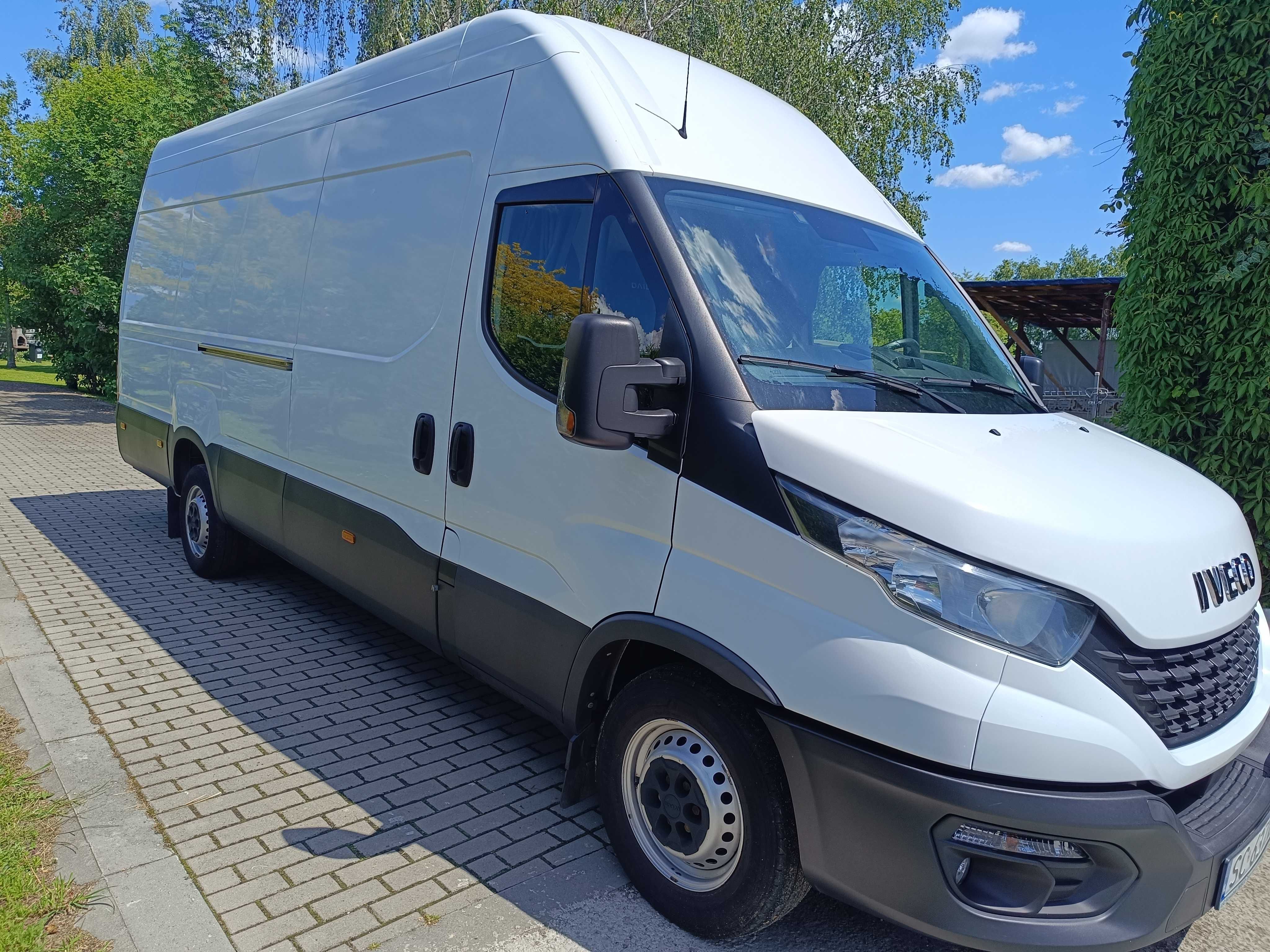 IVECO 35S18 Furgon
