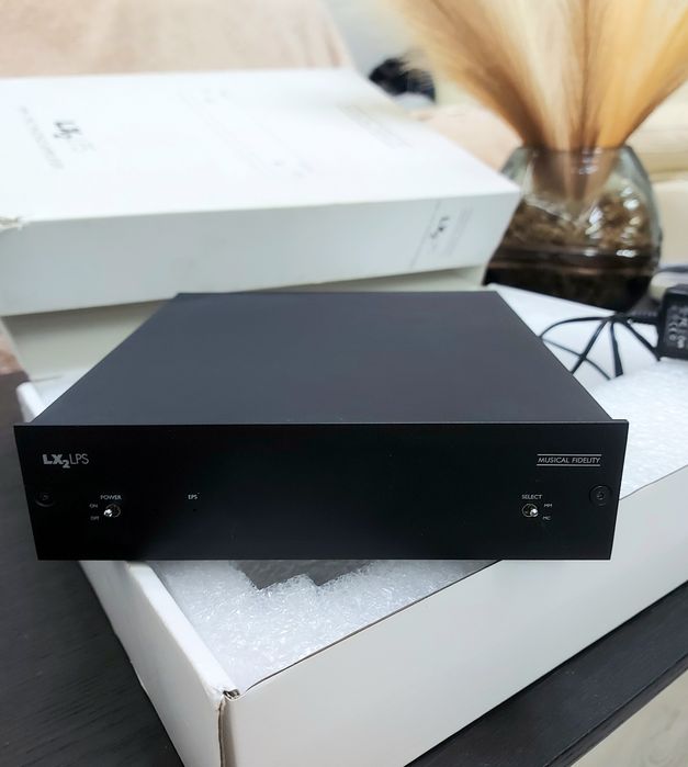 Продам фонокорректор MM/MC Musical Fidelity lx2- lps
