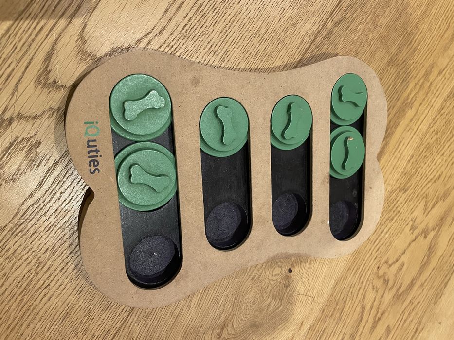 Zabawka edukacyjna węchowa łamigłówka dla psa