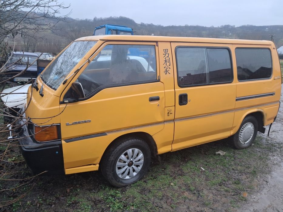 Продам Mitsubishi L 300