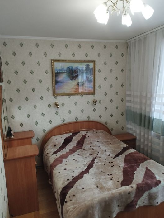 Продається чудова 4кімнатна квартира на Поділлі.
