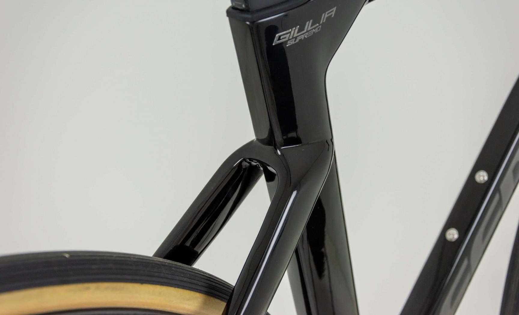 Rower szosowy SENSA GIULIA SUPREMO Dark Brush Ultegra Di2 2x12 NOWY