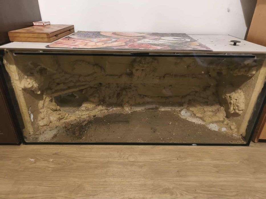 Bardzo duże akwarium/terrarium