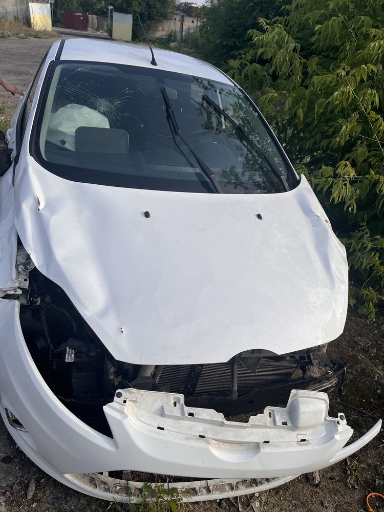 Авто Ford Fiesta