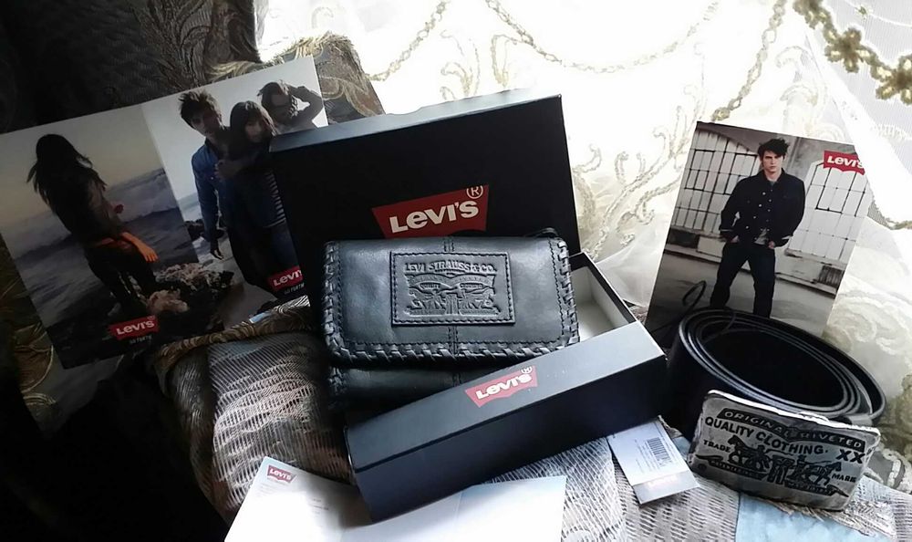 Сумка дорожная,саквояж,Италия,сумка Armani,сумка Calvin Klein,Levis.