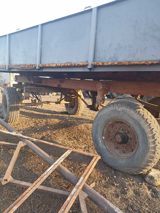 причіп 2птс4  та інша навісна техніка