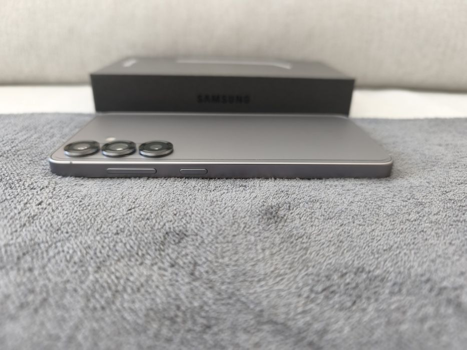 Samsung Galaxy S25 256GB c/ Fatura e Garantia