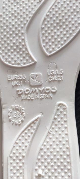 Sapatilhas de ginástica Novas (portes incluidos)