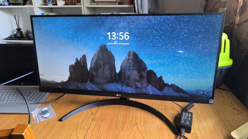 Monitor LG Ultrawide