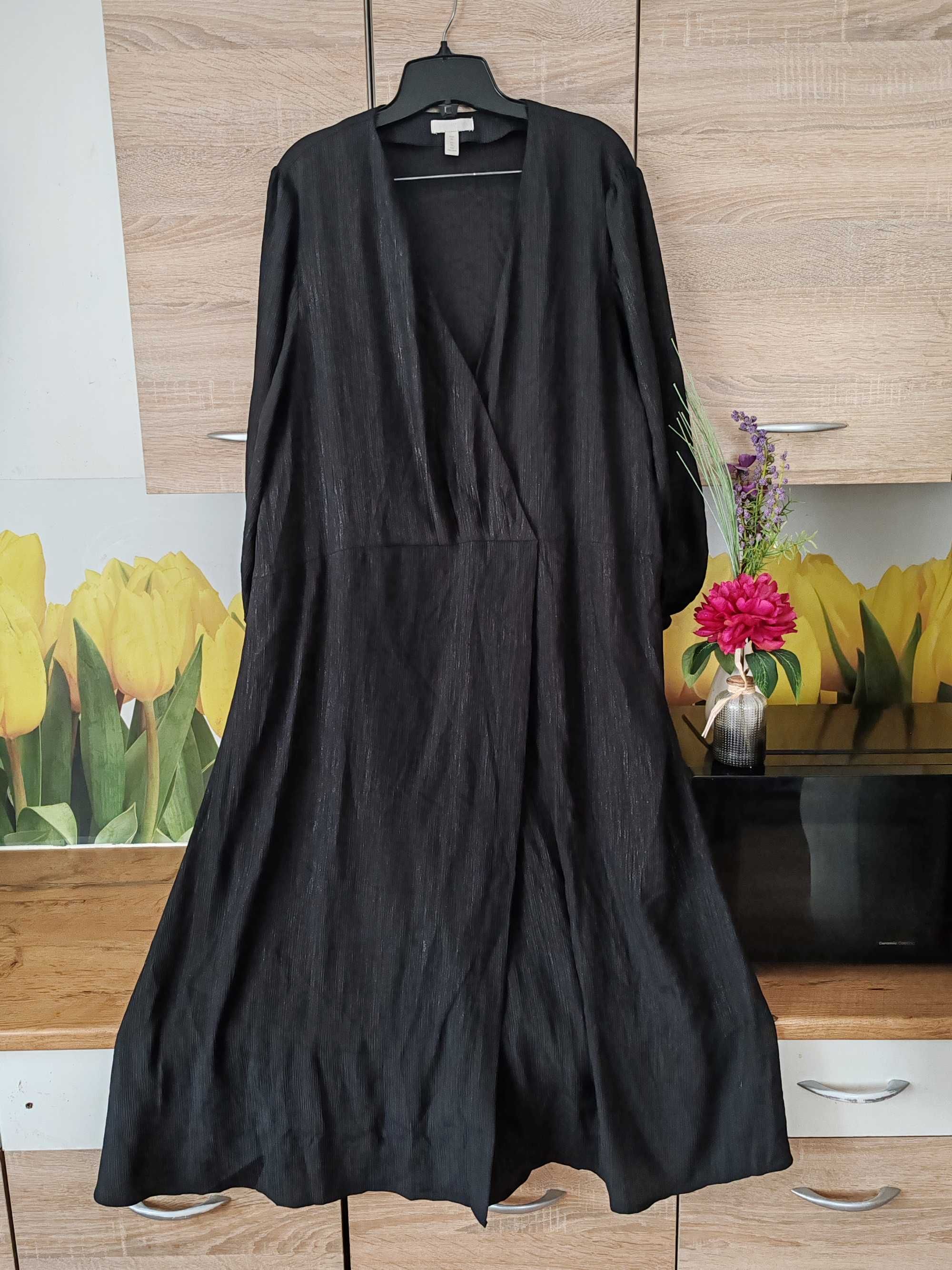 Ciekawa lekka koktajlowa sukienka H&M rozmiar ok 50 poliester