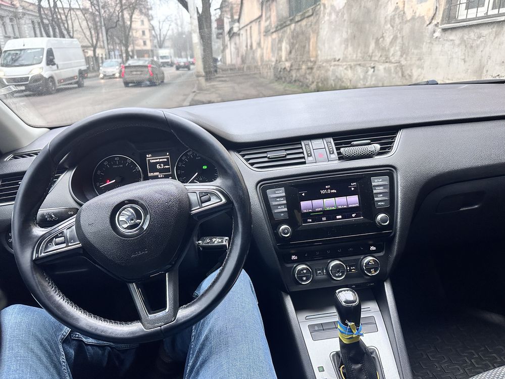 Продам шкода октавія 2014 року, 1.4л, 150 к.с