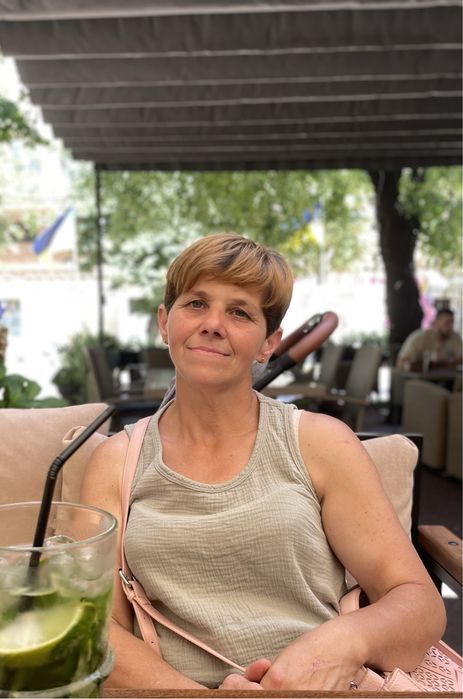 Доглядальниця, компаньйонка