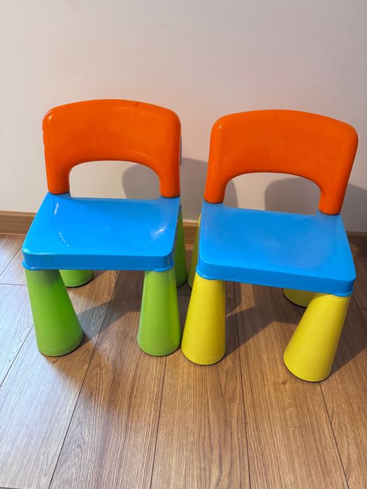 Krzesełko dziecięce plastikowe kolorowe