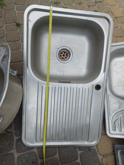 Zlew do garazu wpuszczany w blat