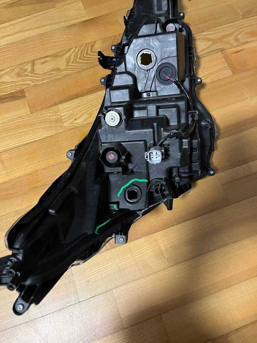 Фара Toyota Corolla 2020-2021 передня ліва