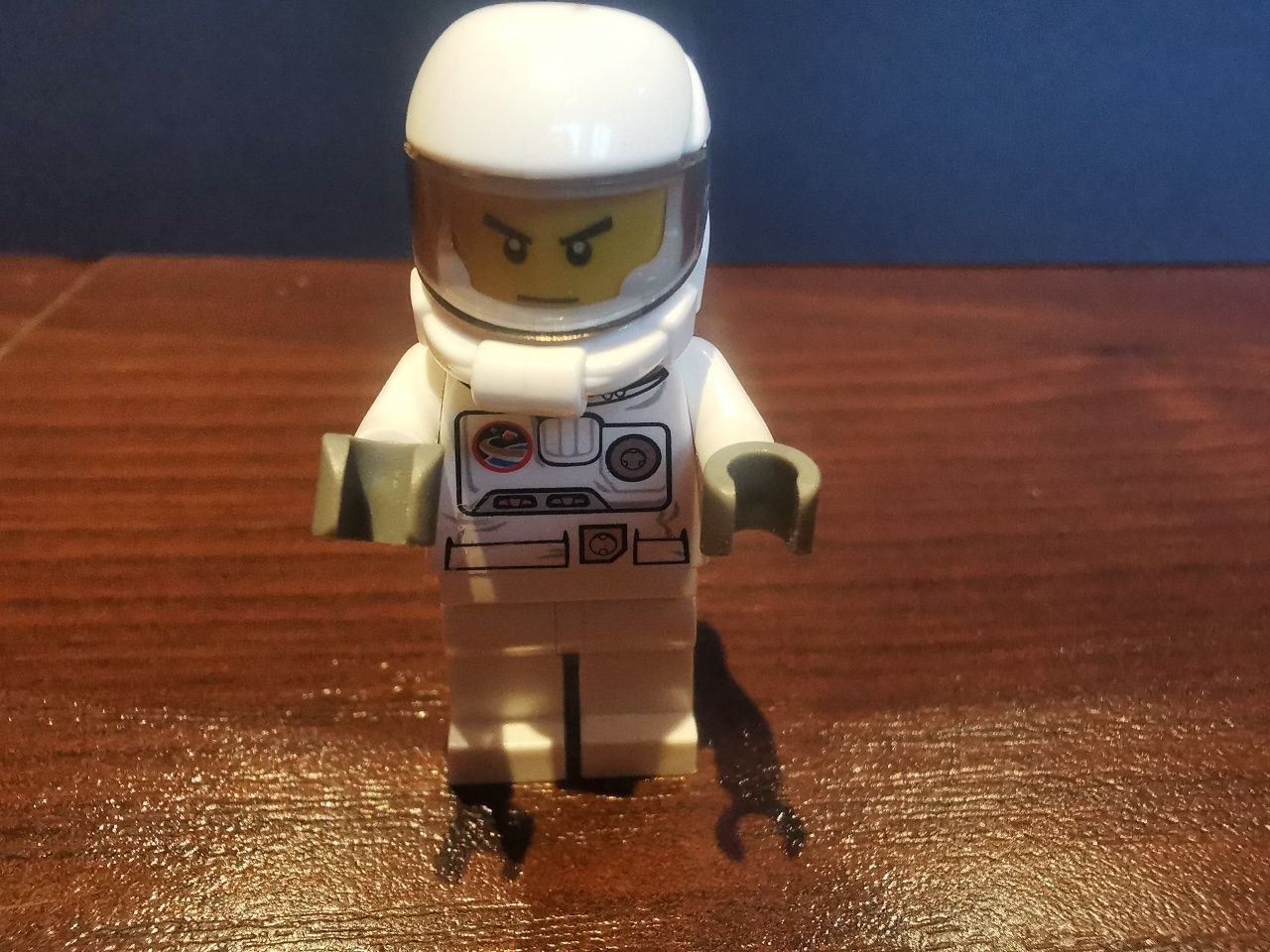 lego figurka minifigurka kosmonauta