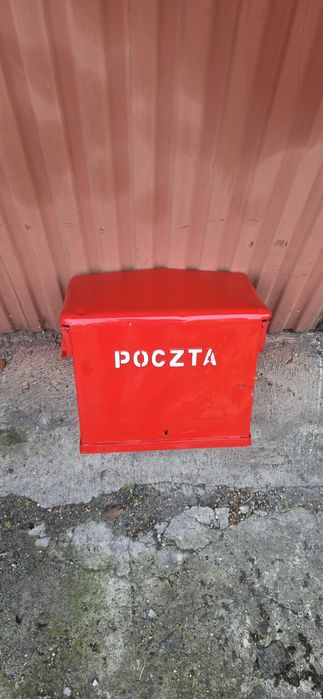 Stara skrzynka pocztowa na listy Poczta Polska PRL