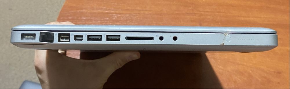 Ноутбук MacBook A1286 15"/4GB Ram/320GB HDD! N1890
