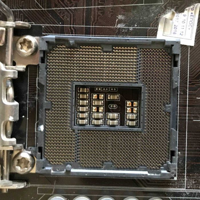 Материнська плата Asus P8B75-M LX