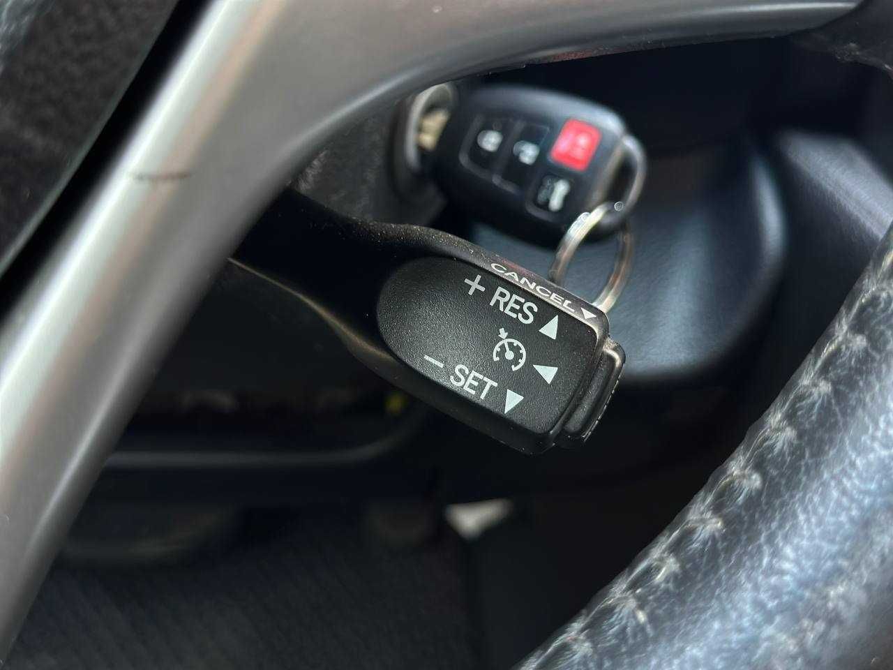 Toyota Camry 2013  (Розстрочка / Лізинг)