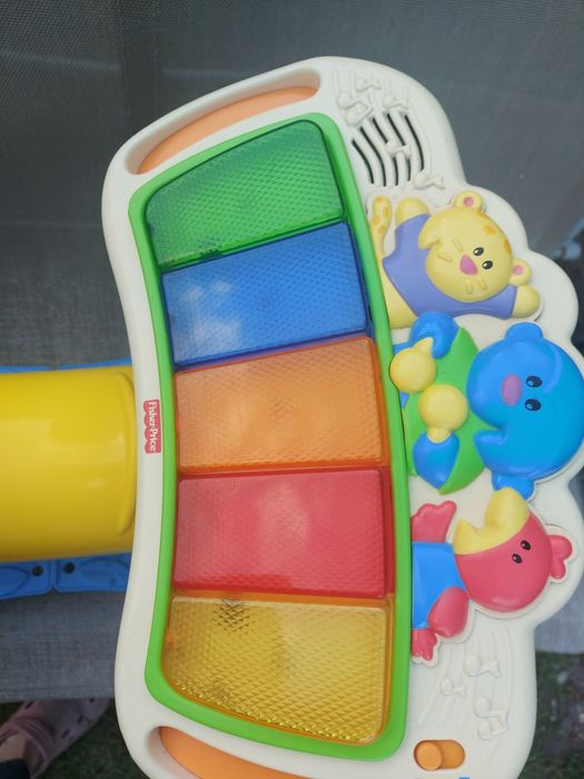 Bujak, stojak gimnastyczny, pianino Fisher Price