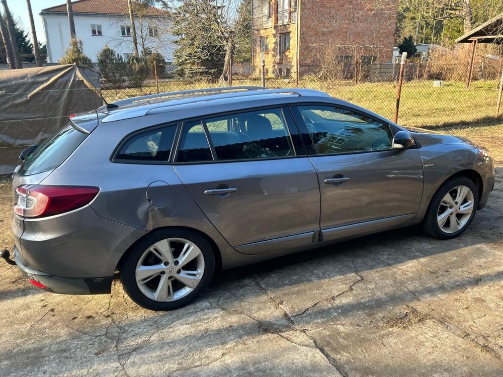 Renault Megane 3 na czesci TEKNG maska drzwi zderzak klapa hak silnik
