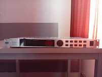Eliminator sprzężeń Behringer FBQ1000