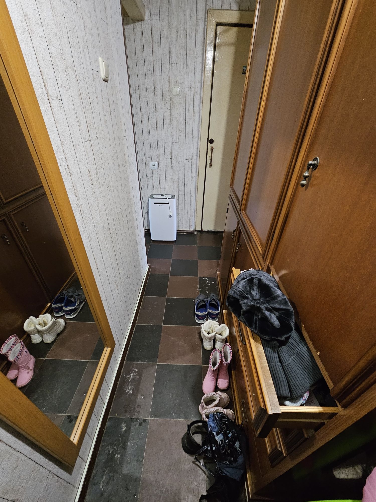 Продам 1-кімнатну квартиру, район Універмагу