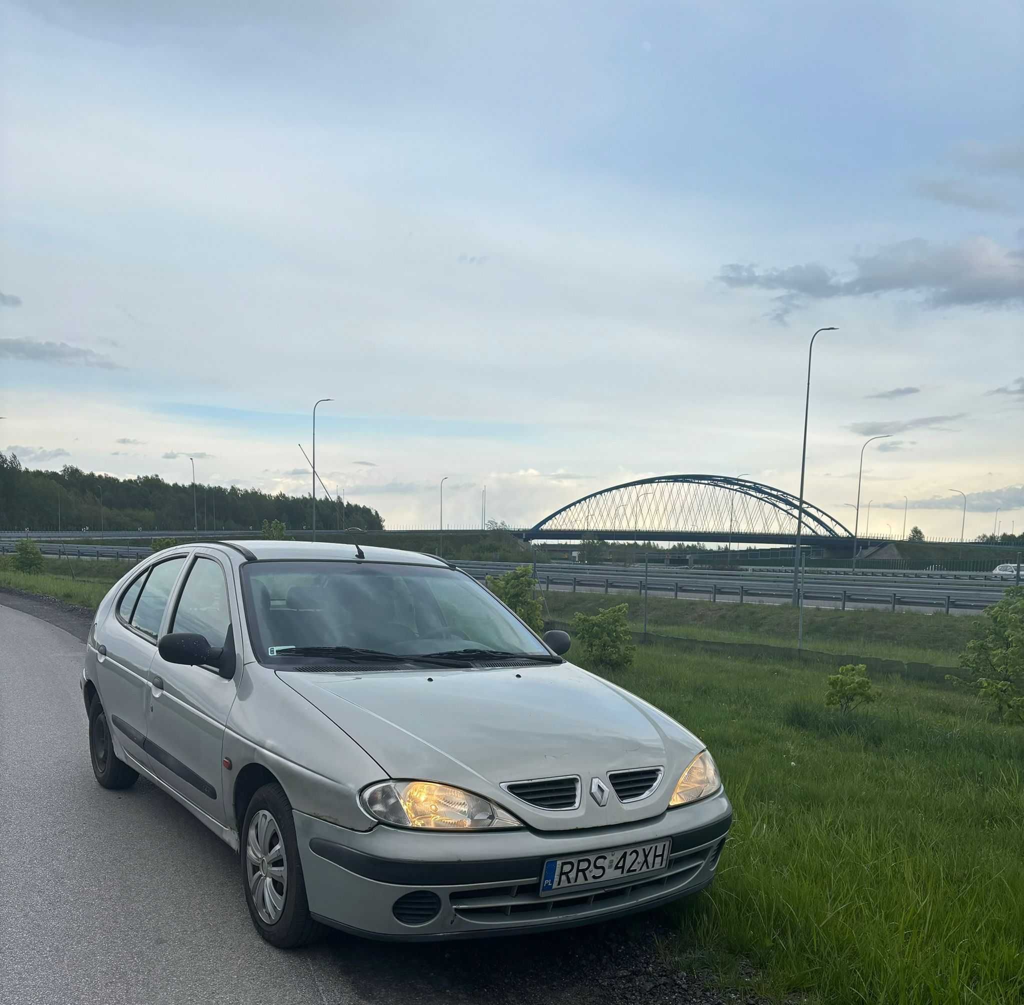 Renault Megane 1.4 benzyna