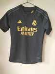 Oryginalna koszulka Adidas Real Madrid sezon 23/24 mały rozmiar