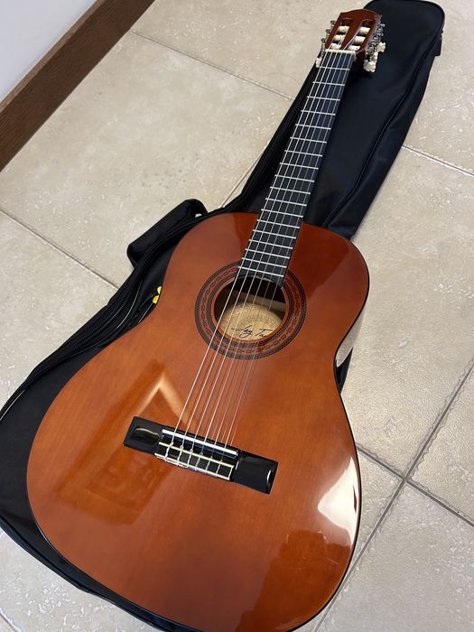Gitara akusztyczna