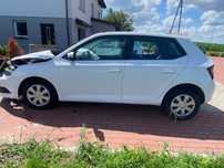 Auto po kolizji skoda fabia