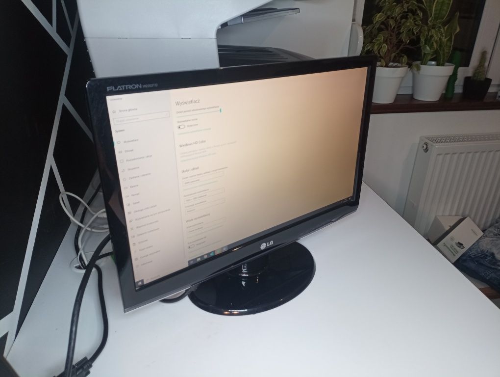 LG Flatron 21,5 cala