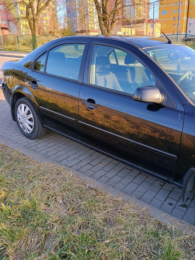 Ford Mondeo MK3 diesel 2,0 l 130 KM