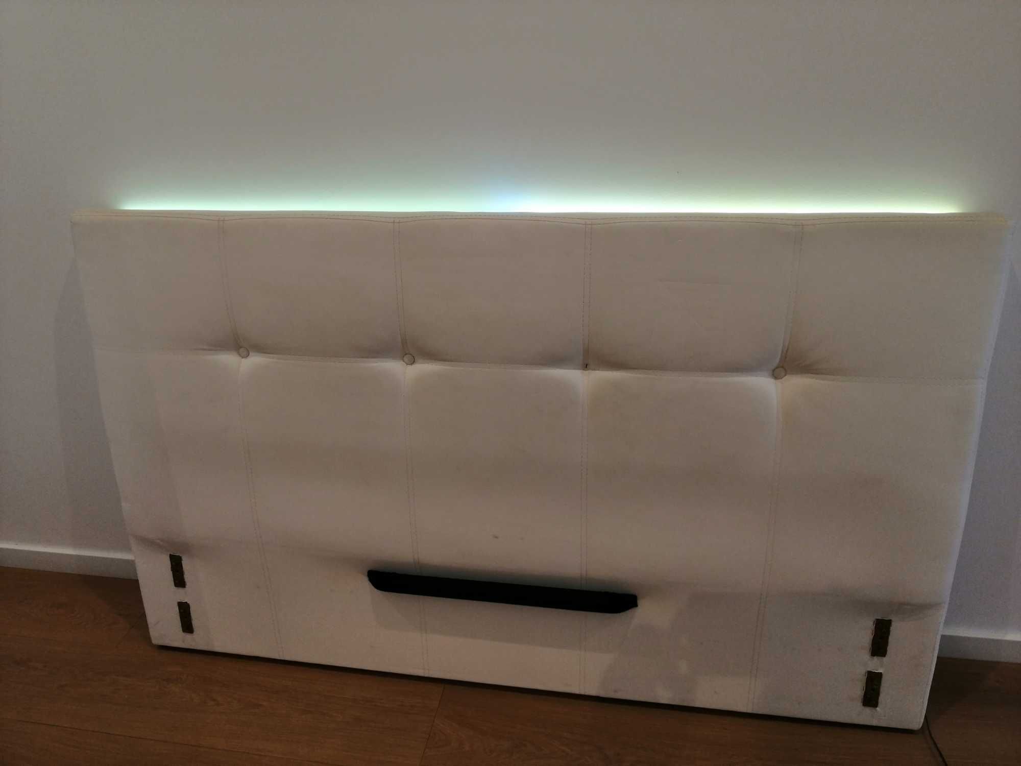1 cabeceira de cama