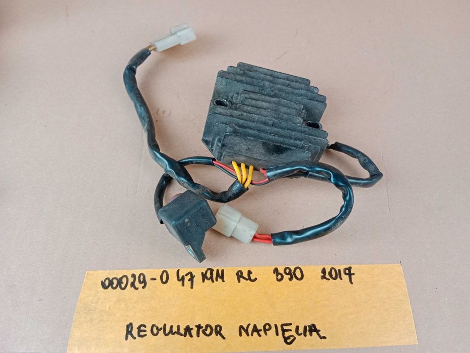 KTM DUKE RC 390 / 125 Regulator Napięcia BAJAJ STAR JY 40 2000