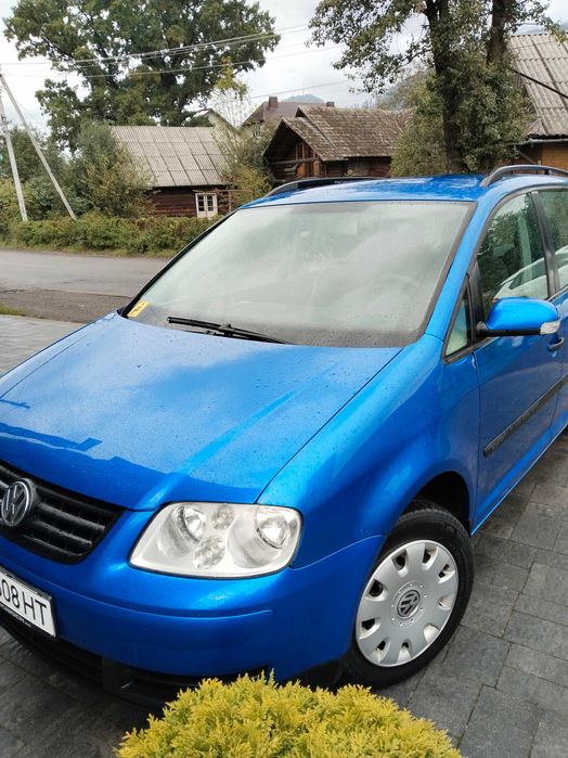 Продам Volkswagen Touran 2004 1,9D