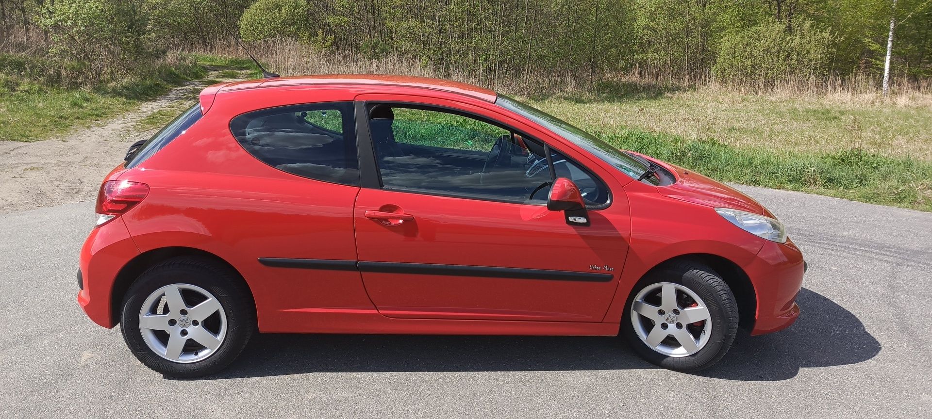 Peugeot 207 1.4 benzyna