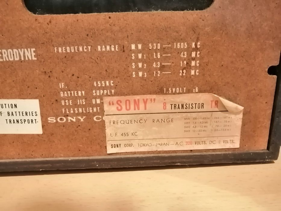 Rádio Sony TR-827 Transistor (Anos 60)