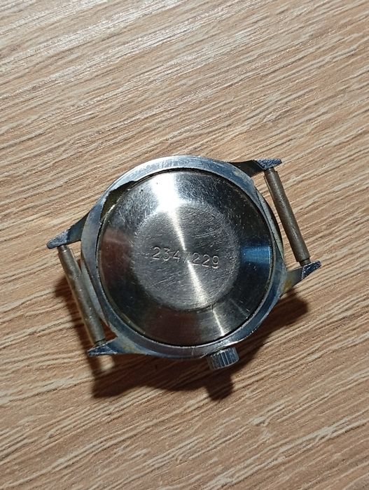 Часы "ЛУЧ" наручные