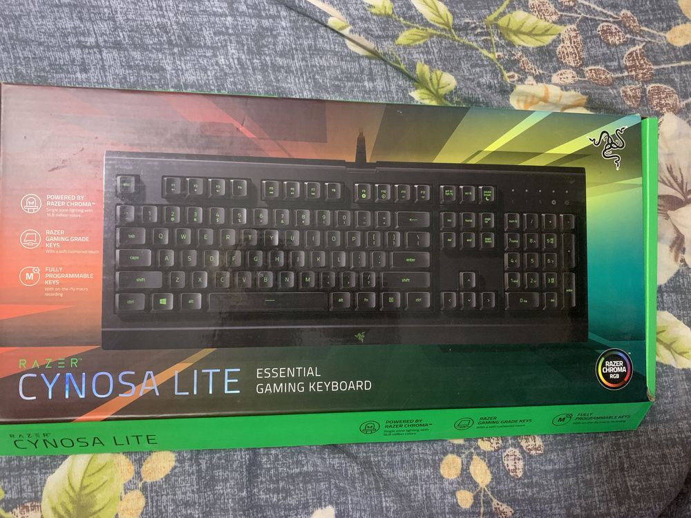 Продам Клавиатуру Razer Cynosa Lite