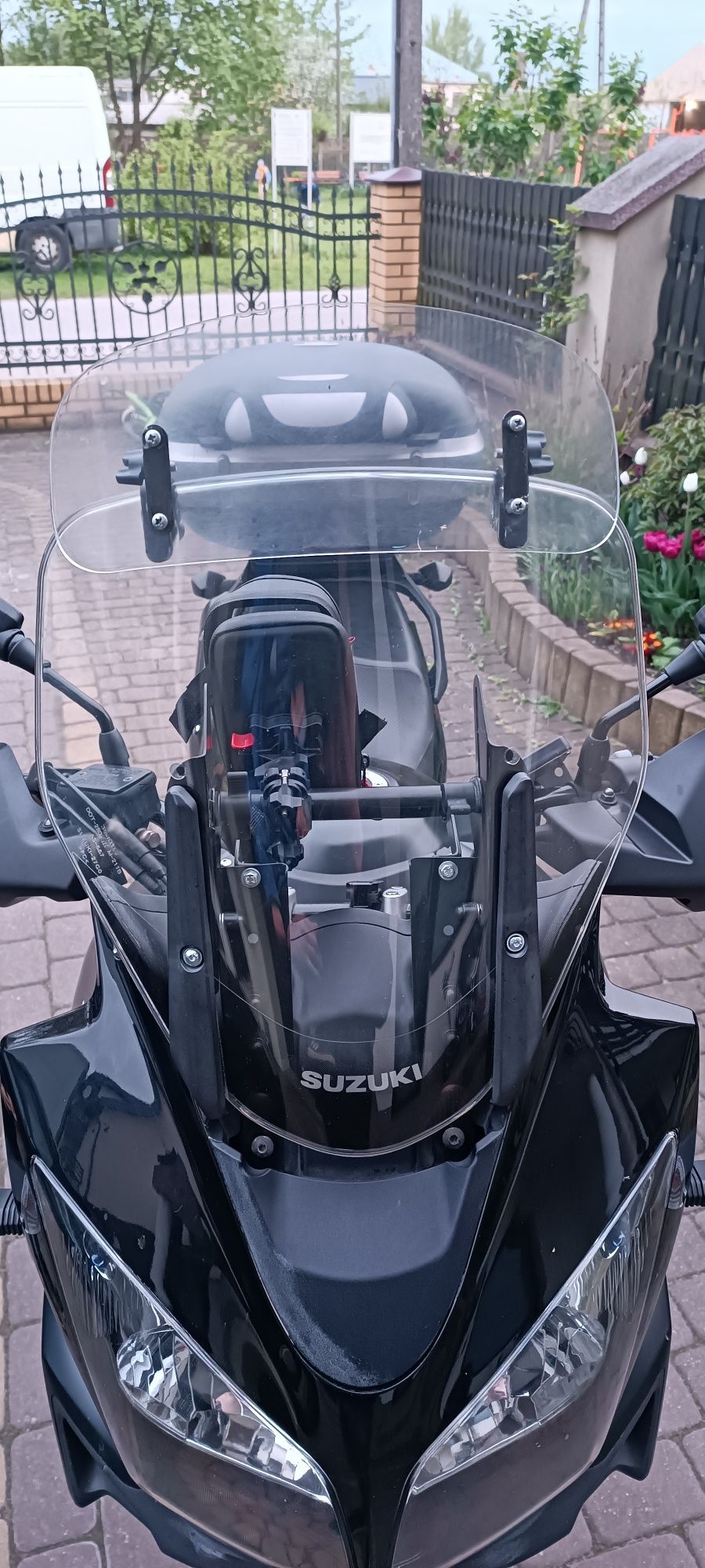 Szyba v strom dl 650  deflektor oryginał givi